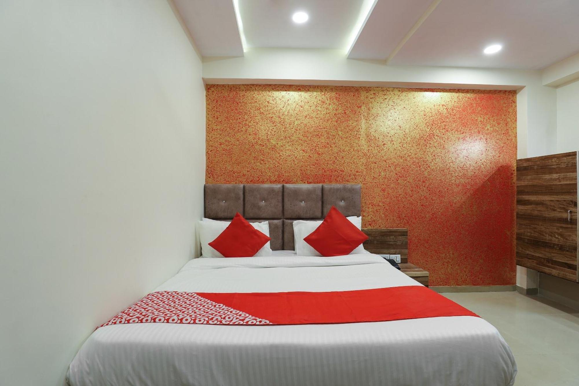 Hotel O Dream Stay Sarkhej Εξωτερικό φωτογραφία