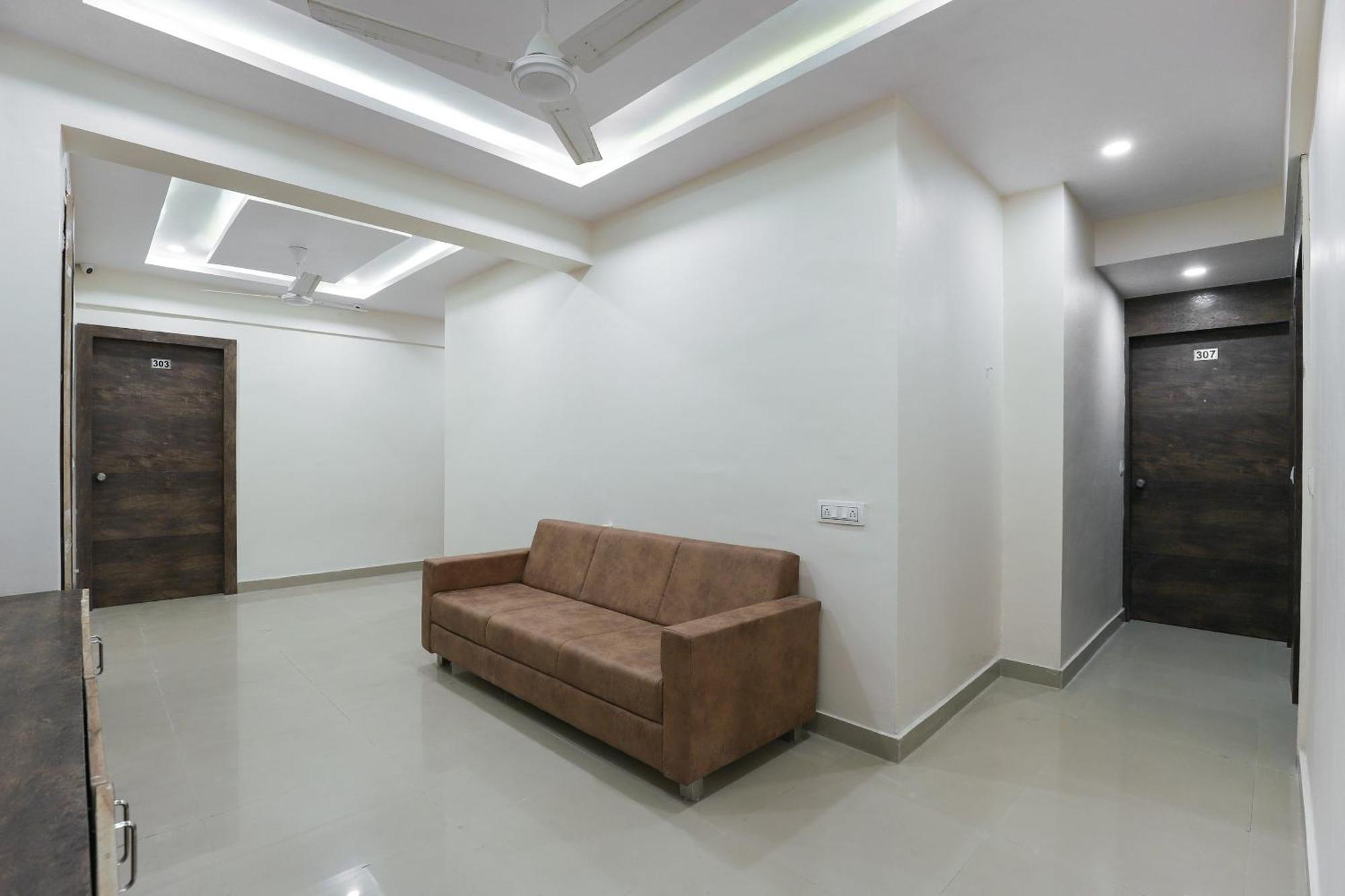 Hotel O Dream Stay Sarkhej Εξωτερικό φωτογραφία